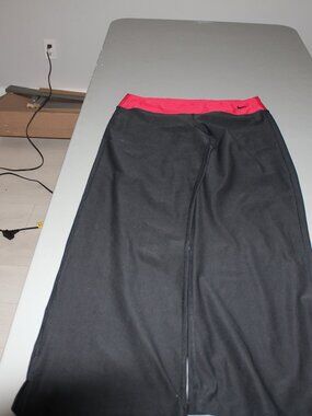 Black Nike Athletic Pants Size Medium